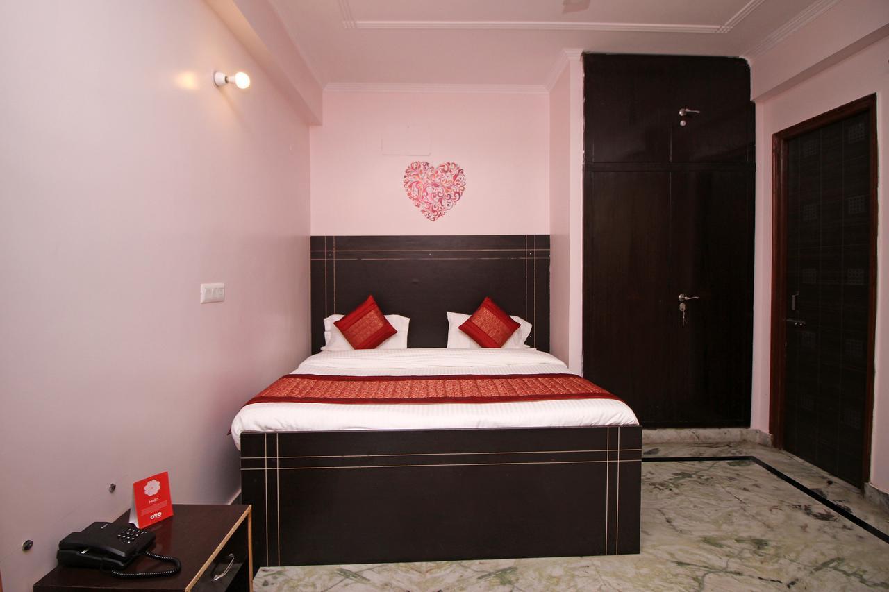 Oyo 9192 Hotel Raghav Residency Noida Buitenkant foto