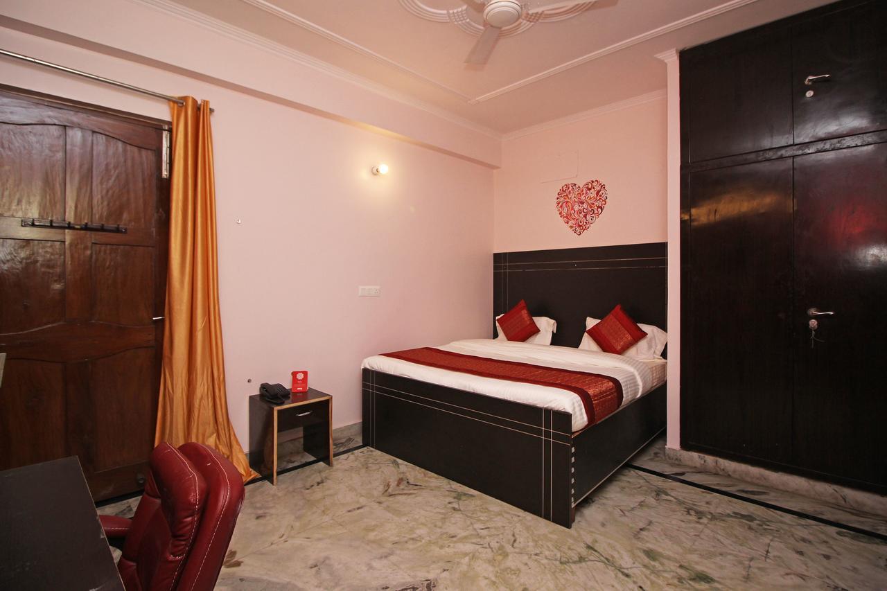 Oyo 9192 Hotel Raghav Residency Noida Buitenkant foto
