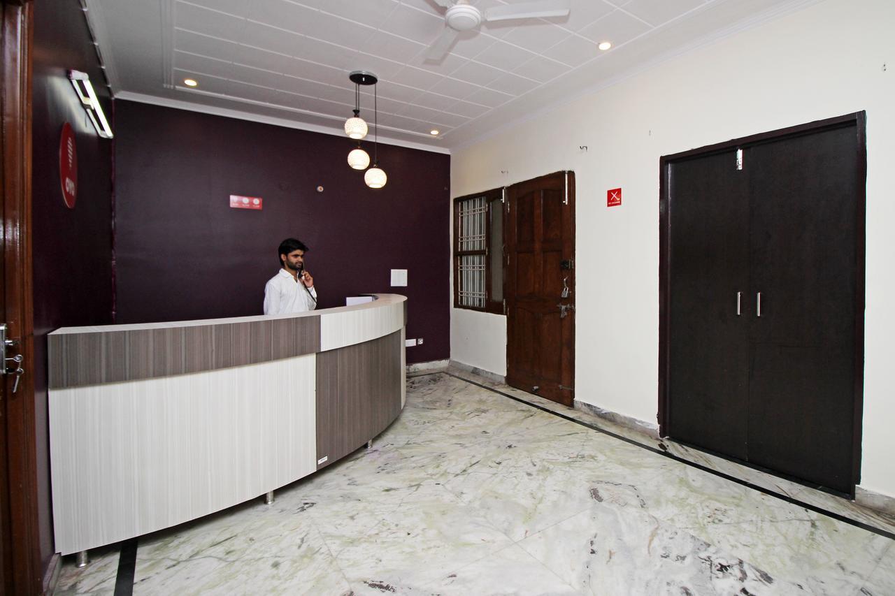 Oyo 9192 Hotel Raghav Residency Noida Buitenkant foto
