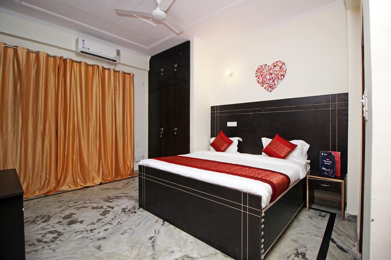 Oyo 9192 Hotel Raghav Residency Noida Buitenkant foto