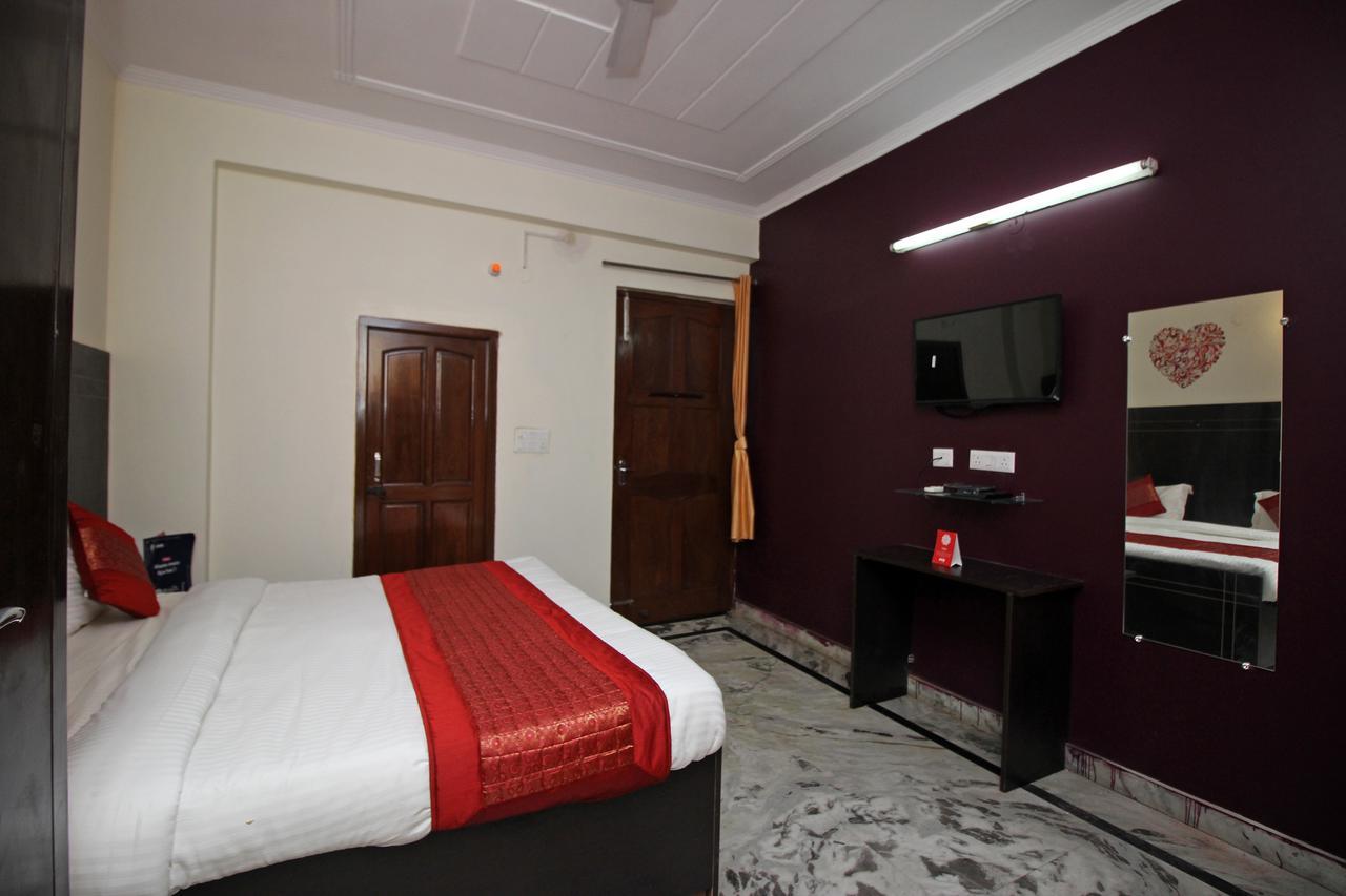 Oyo 9192 Hotel Raghav Residency Noida Buitenkant foto