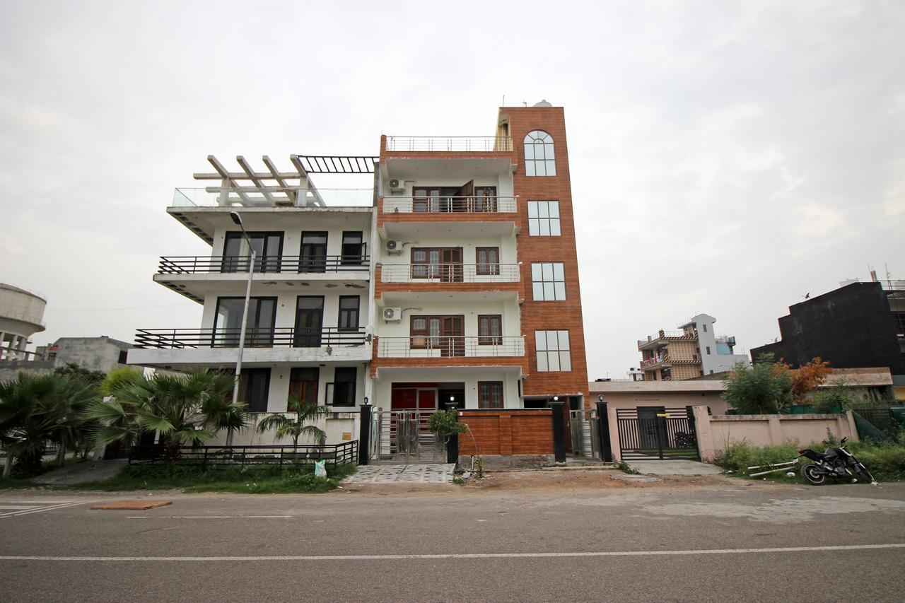Oyo 9192 Hotel Raghav Residency Noida Buitenkant foto